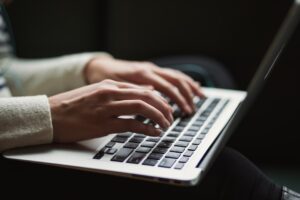 Como Melhorar a UX em Sistemas Legados: Guia Prático